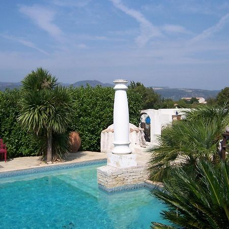Campagne Hotel Montélimar Buitenkant foto